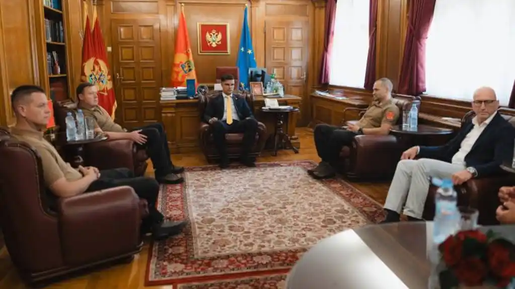 Šaranović: Herojski podvig pilota Boškovića i Vukadinovića