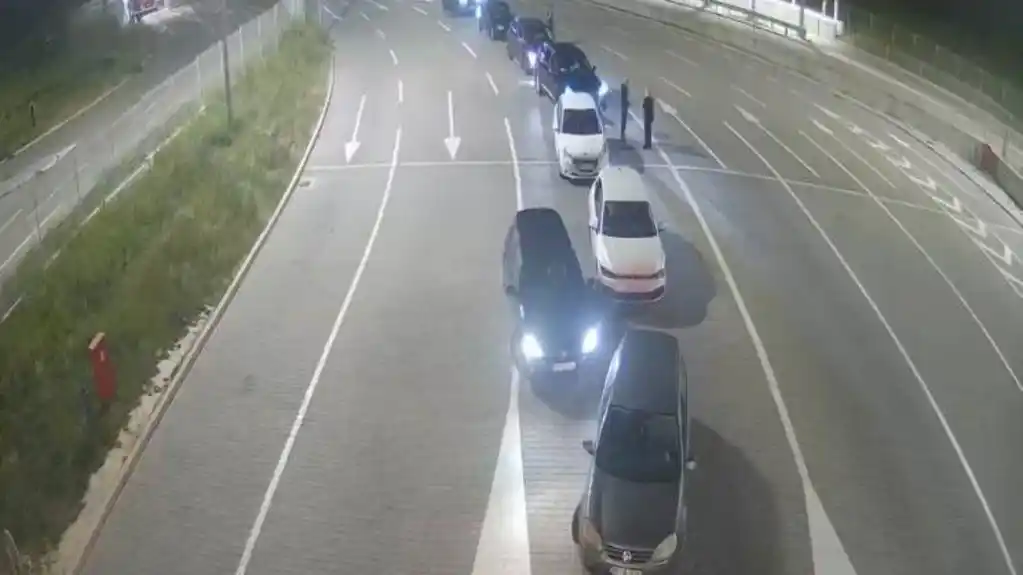 Službenici BIA se povukli: Stanje na graničnim prelazima između Crne Gore i Srbije biće normalizovano