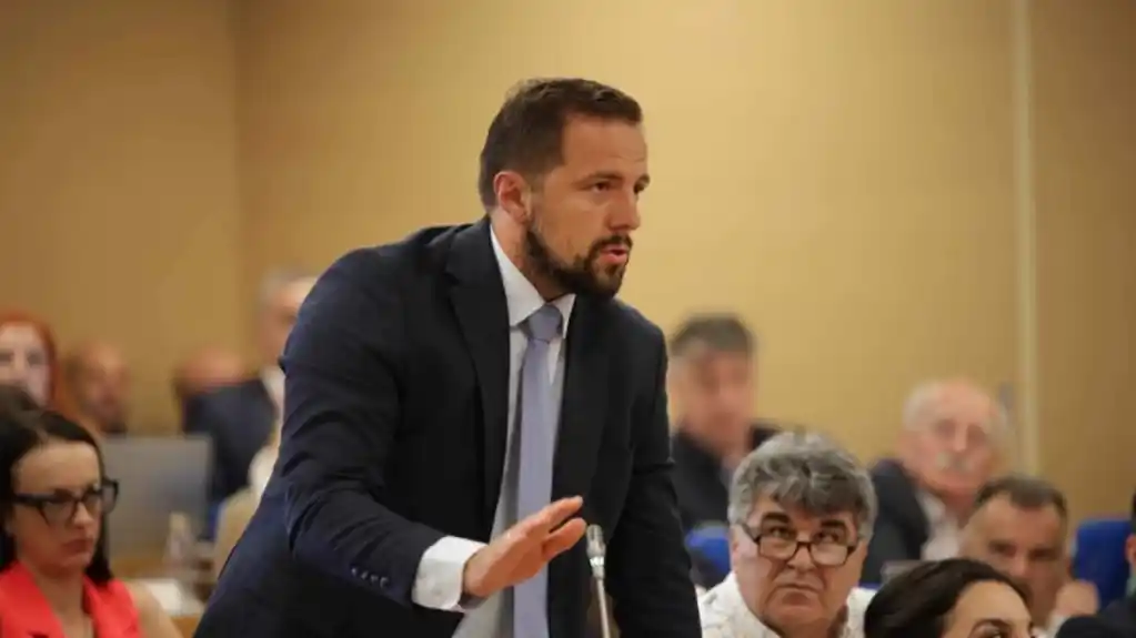 Šušić: Najodgovornije rješenje dogovor unutar postojeće većine u Podgorici