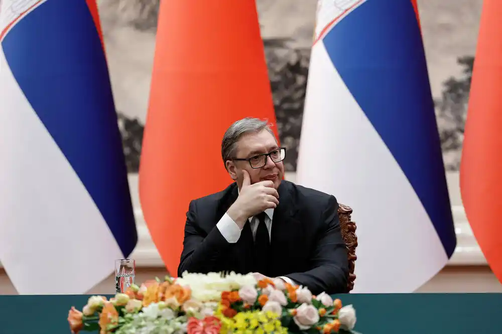 Vučić: Idem u Crnu Goru, a o ostalim igrama ću tamo da pričam