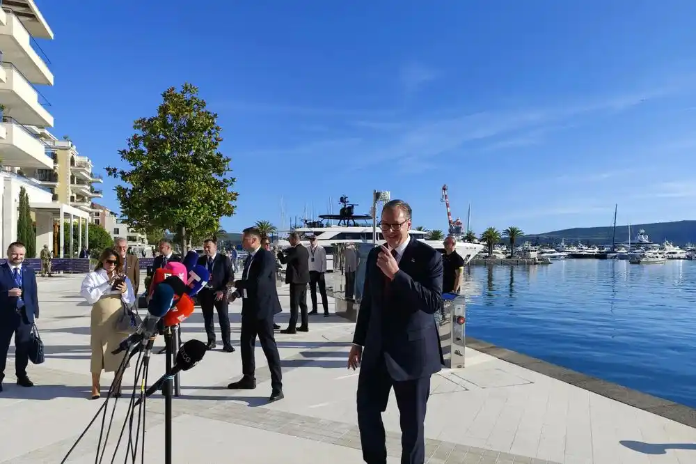 Vučić rekao da neće podnijeti ostavku ako Crna Gora prije Srbije uđe u EU: Nije mi presudna EU za kvalitet života