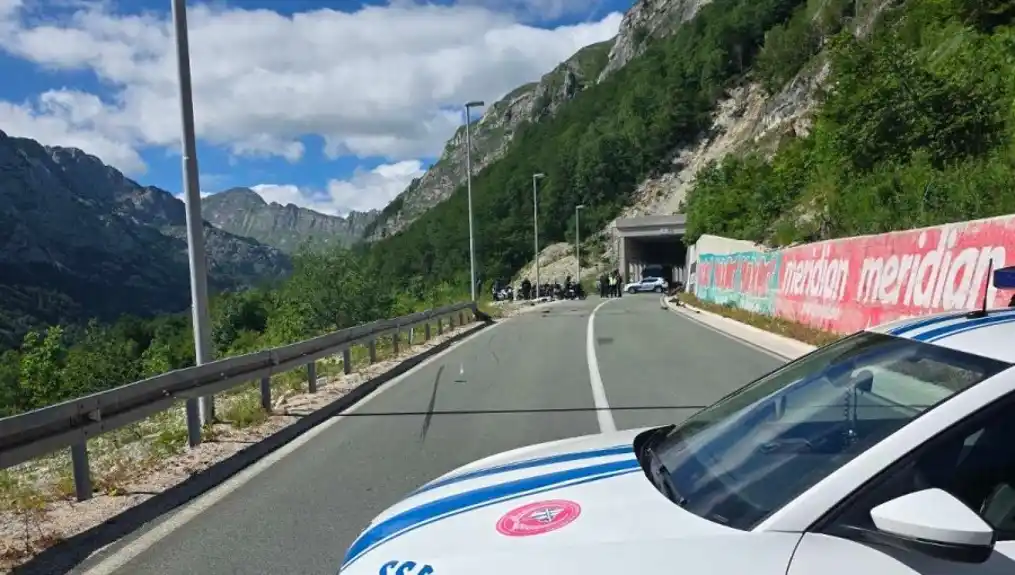 Za 24 sata 25 saobraćajnih nezgoda, poginule dvije osobe