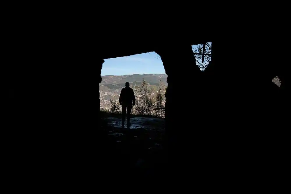 Zasad nema dovoljno dokaza za suđenje u slučaju „snajperskog turizma” u Sarajevu