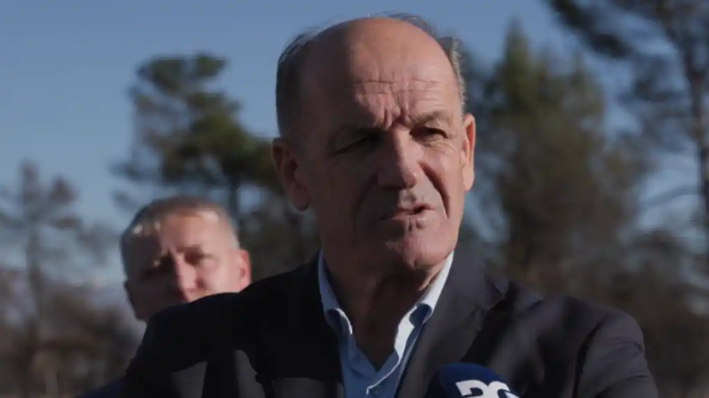 Zečević: Može DNP-ov kandidat, ali da ne talasaju i ne ruše Mujovića