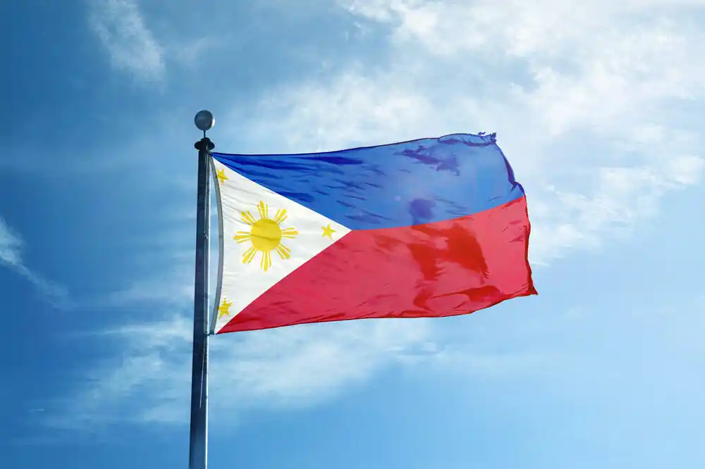 Zemljotres magnitude 7,8 pogodio južne Filipine, najmanje četvoro mrtvih, pokrenut cunami