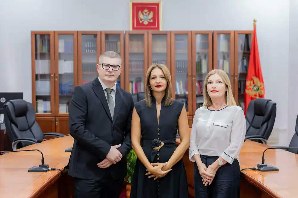 Armenko: Kompletiranje Ustavnog suda mora pratiti konkretna podrška države