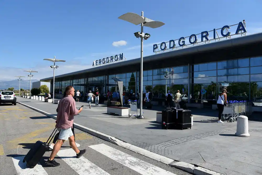 CAAP: Ostajemo posvećeni tenderskom postupku za Aerodrome Crne Gore
