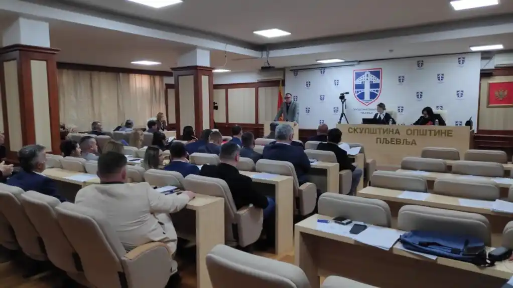 Devetnaest odbornika SO Pljevlja podnijelo incijativu za poništenje priznanja tzv. Kosova: Bez potpisa PES-a