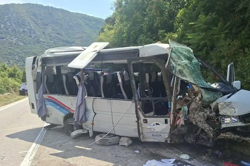 Dječak povrijeđen u udesu u Crnoj Gori danas avionom Vlade Srbije stiže u Niš