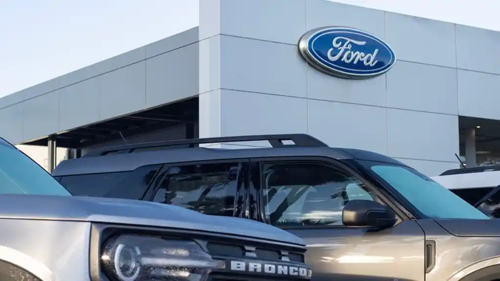 Ford zamijenio radnike vještačkom inteligencijom, pa se pokajao: morao hitno da vrati inženjere na posao