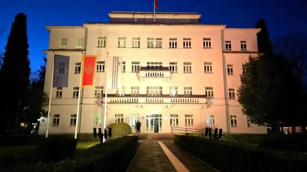 Glavni grad; Perić da dokaže svoje tvrdnje ili da snosi odgovornost za izrečeno