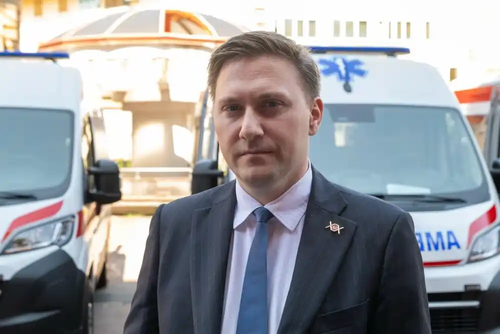 Hitna pomoć dobila tri nova sanitetska vozila za jedinice u Podgorici, Kotoru i Ulcinju