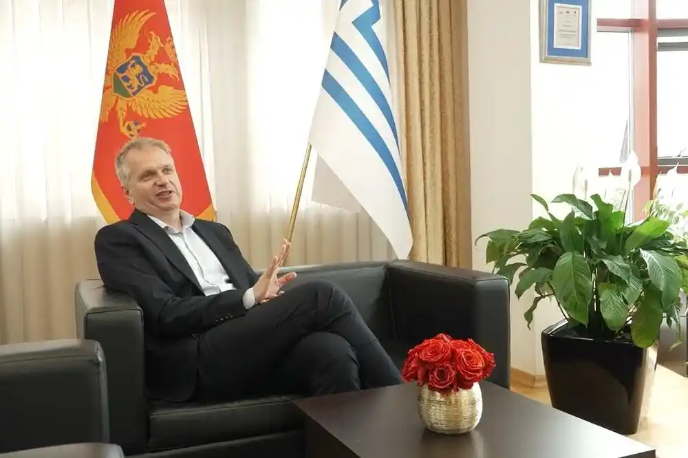 Iz Preokreta sumnjaju da će Glavni grad do kraja godine potrošiti dva i po miliona eura na ugovore o djelu