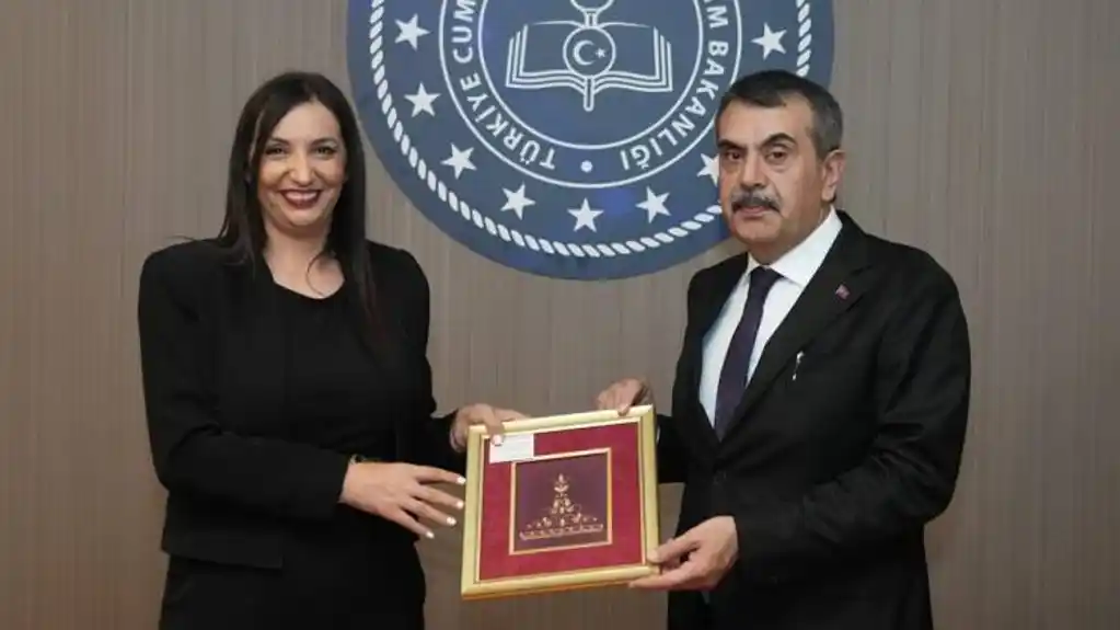 Jakšić Stojanović i Tekin o unapređenju saradnje Crne Gore i Turske u obrazovanju