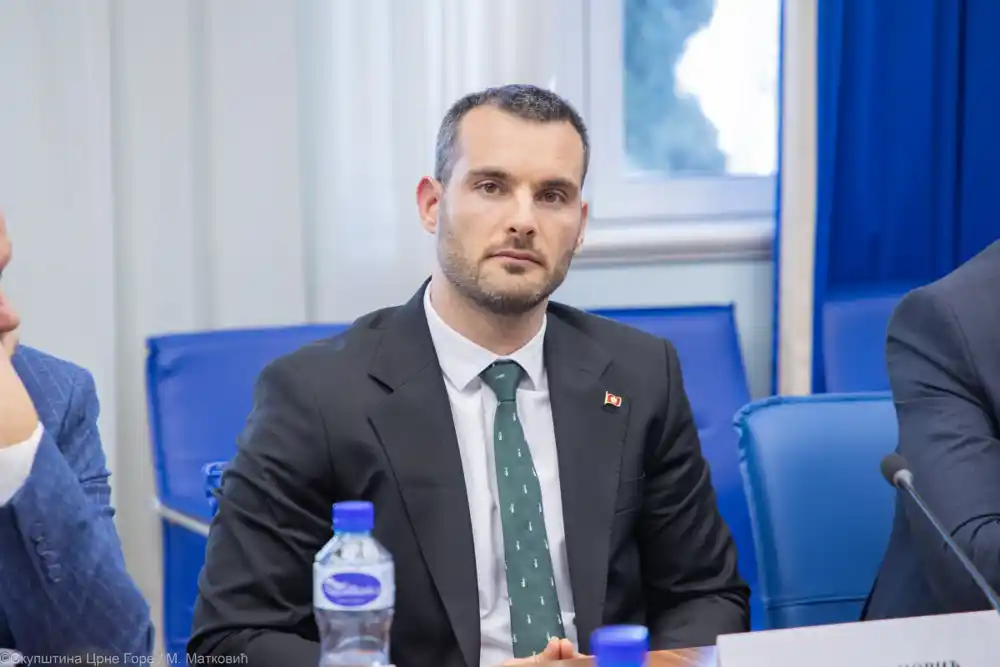 Janović poručio Ivanu Vukoviću: Podgorica i Zagreb grade partnerstvo i ispravljaju posljedice politike 90-ih čiji je protagonista bio Milo Đukanović