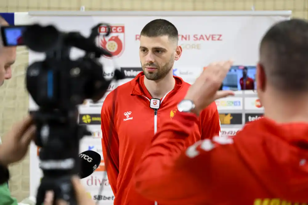 Jović novi košarkaš Arisa