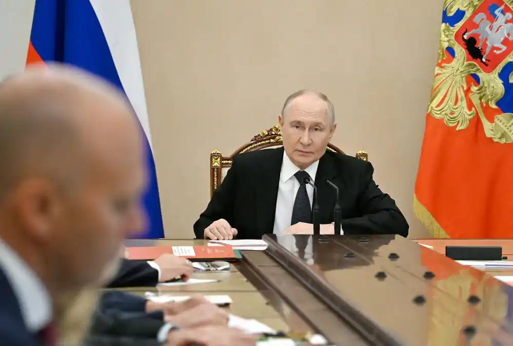 Kasparov: Putinov sljedeći potez je upad u Baltik