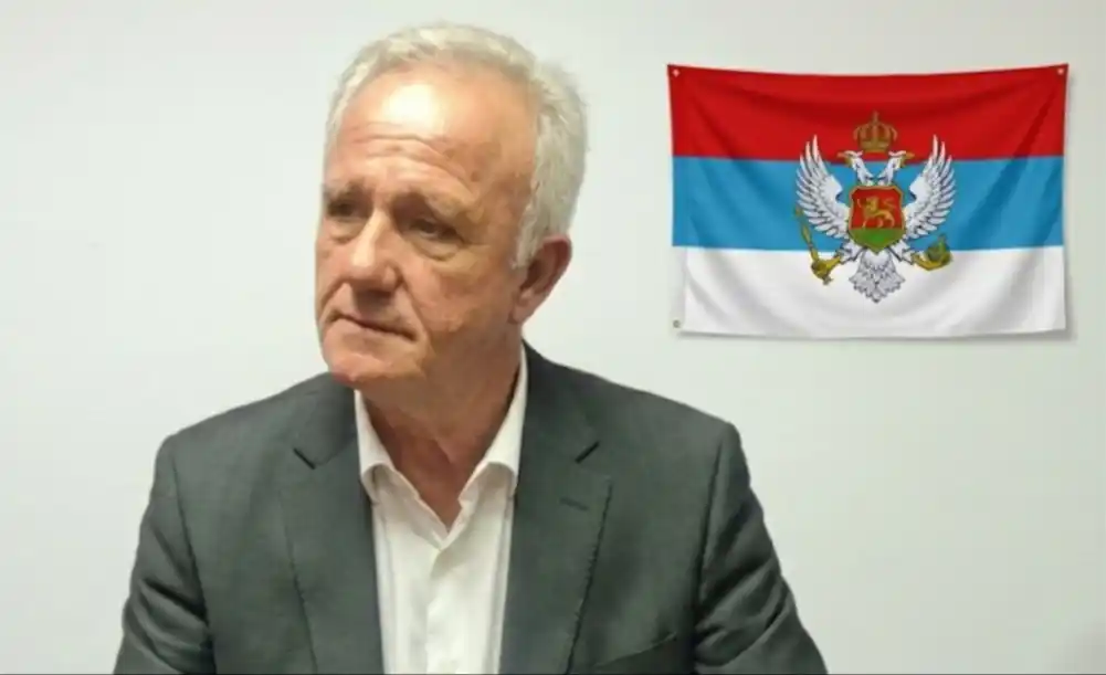 Leković odgovorio Markoviću: „Trobojka je dio istorije Crne Gore i niko je neće izbrisati“