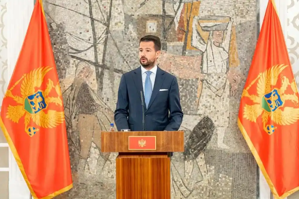 Milatović proglasio jedanaest zakona