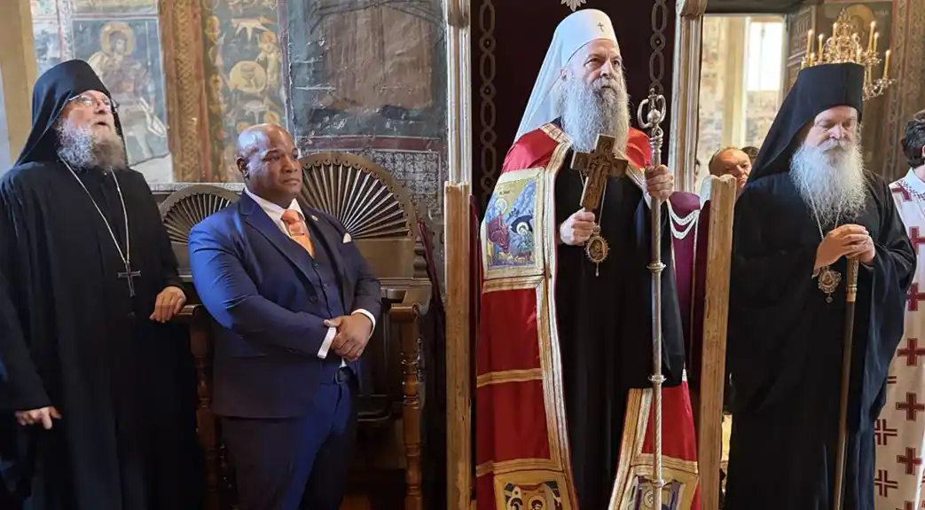 Patrijarh Porfirije i pastor Berns stigli u Visoke Dečane
