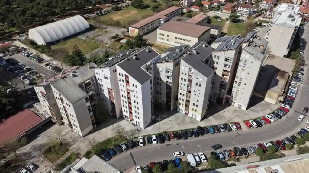 Podgorica: Sanirani krovovi, fasade i liftovi-Agencija za stanovanje uložila više od 1,55 miliona eura u obnovu zgrada