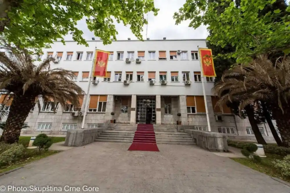 Ponovo odložena sjednica Odbora za bezbjednost i odbranu