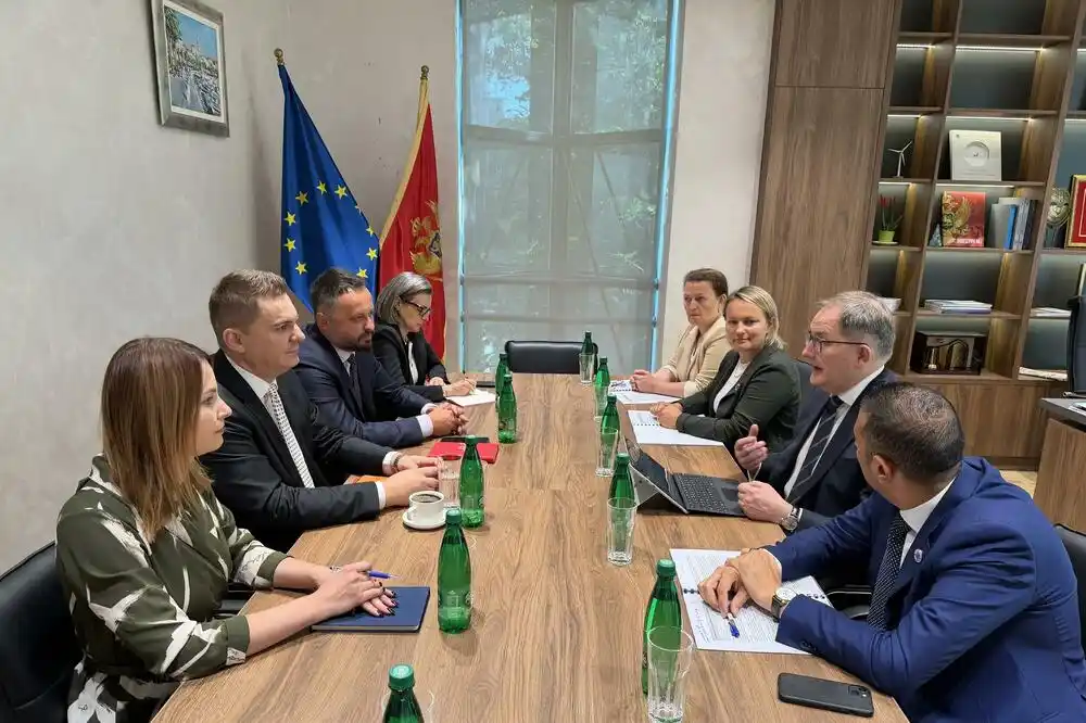 Šahmanović: Jačamo pravni okvir kako bismo otvorili novi investicioni ciklus u obnovljivim izvorima energije