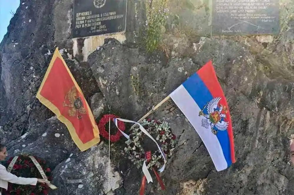 SUBNOR Bara traži uklanjanje trobojke sa spomenika u Virpazaru: Vrijeđa žrtve i narušava dostojanstvo memorijala