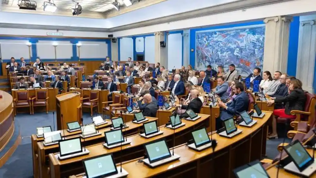 U ponedeljak glasanje o izmjenama Ustava