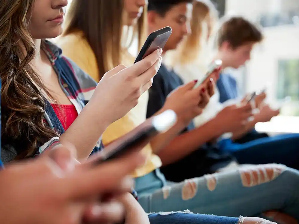 TikTok i YouTube preko noći ugasili 4,7 miliona naloga