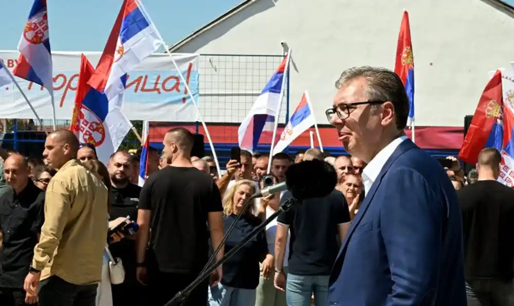 Vučić: Presuda patrijarhu Porfiriju je sramota i primjer progona Srba