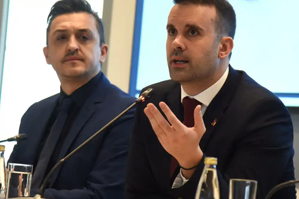 Zaduženje od 3,2 milijarde za stare dugove i projekte: Nove mjernice ukazuju da će državi nedostajati dosta novca
