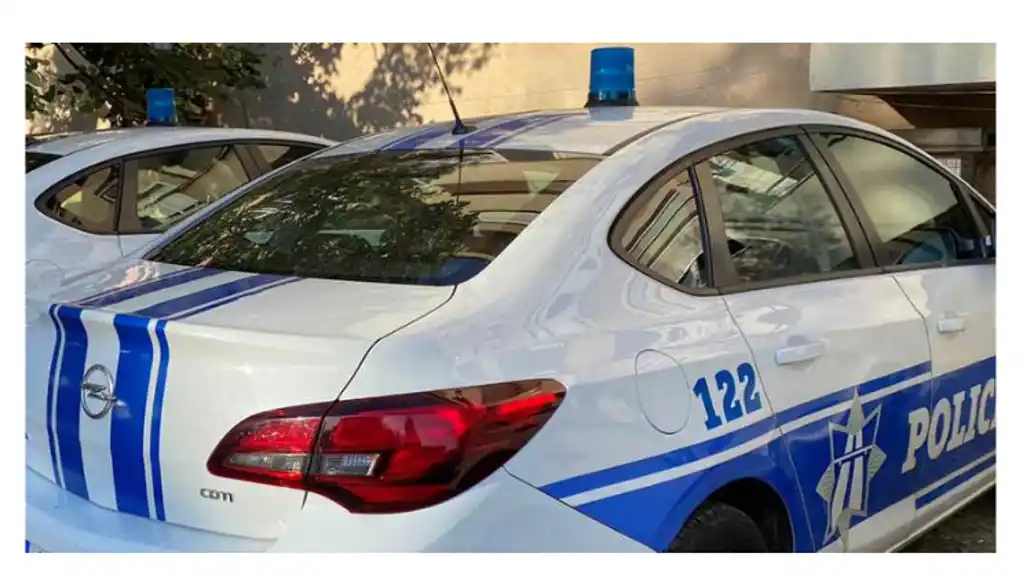 Bar: Državljanin Austrije nakon kazne ponovo preticao preko pune linije, poslat u UIKS