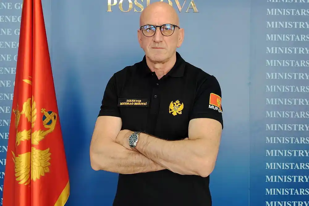 Bešović: U više opština zatražena pomoć iz vazduha u gašenju požara, situacija stabilna