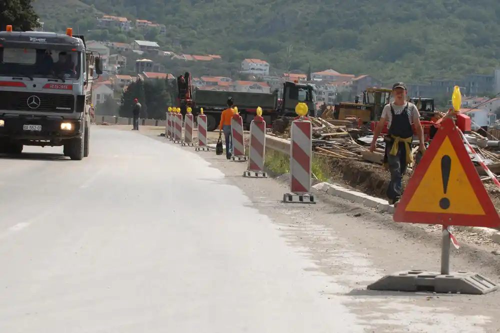 Državna komisija, korupcija ili javni interes: Pred Ustavnim sudom ocjena zakonitosti člana Zakona o izgradnji objekata