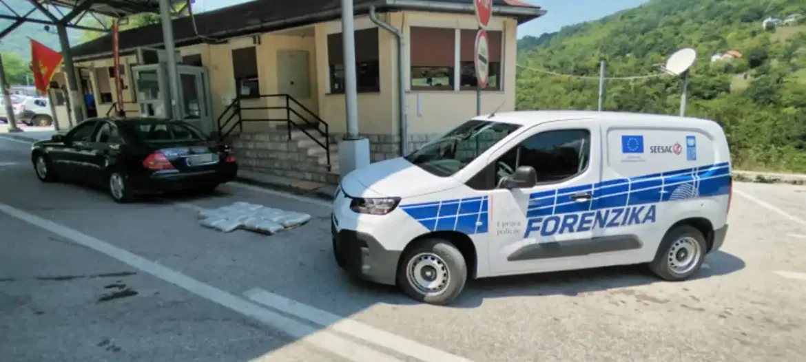 Granična policija zaplijenila 20 KILOGRAMA marihuane  na graničnom prelazu