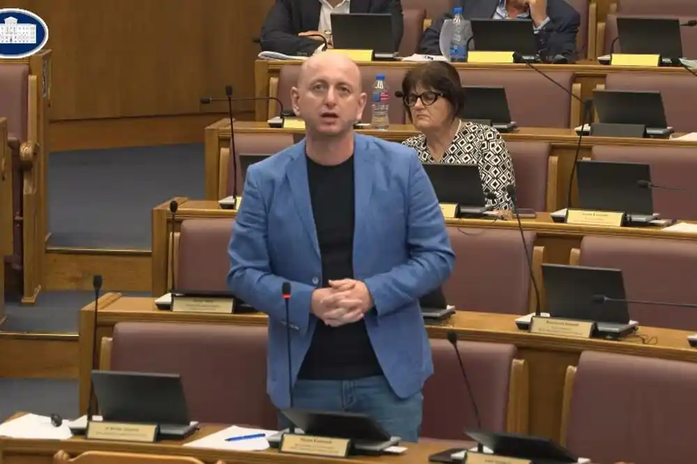 Knežević o Mićanovićevom navodnom govoru: Zastiđe i skandal, da ga je održao, ja bih iz protesta napustio sjedište