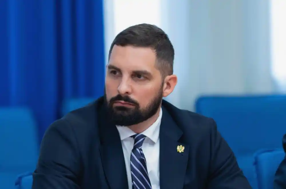 Leković: Milo je Blaža školovao da vam uzima pare
