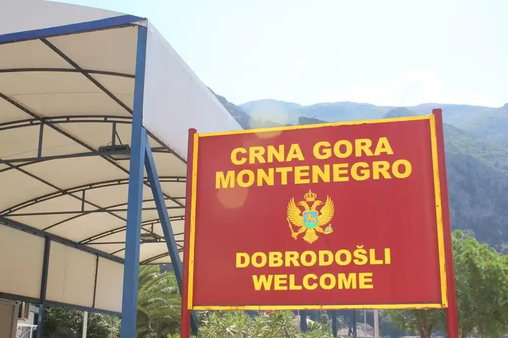 Najviše državljana Srbije, Rusije i Turske: U Crnoj Gori više od 97.000 stranaca sa regulisanim boravkom