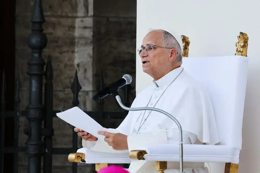 Papa Lav ponovo pozvao na okončanje rata u Ukrajini