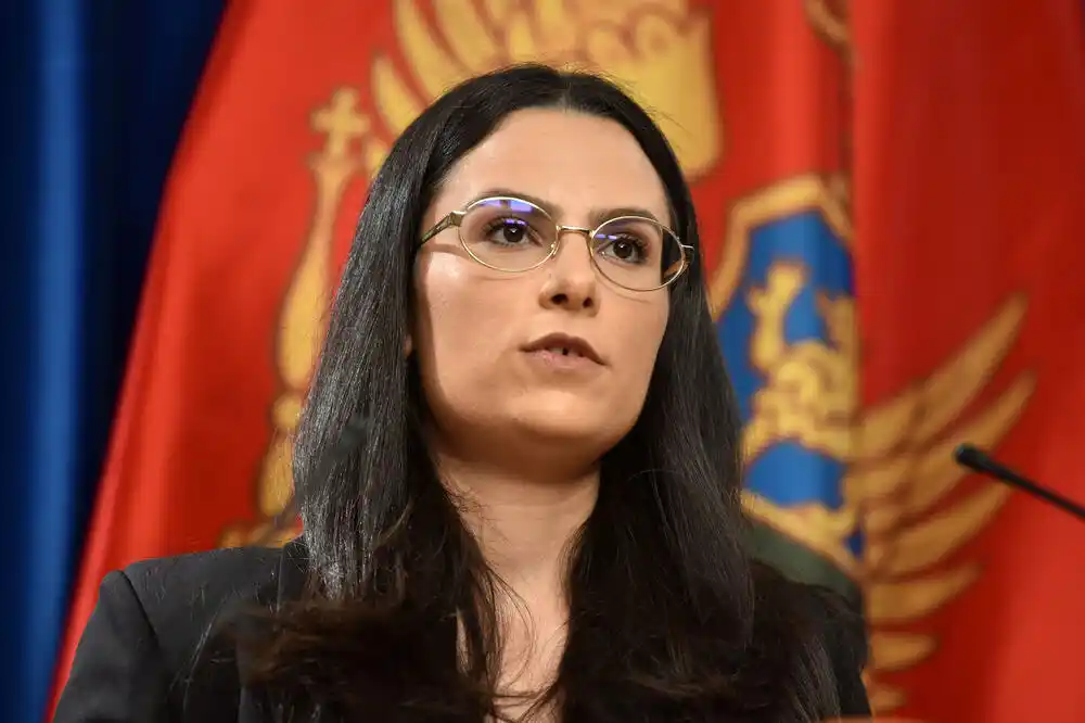 Popović: Čobi pred izbore otvara nacionalistički narativ kako bi glasačima opravdao služenje Andriji Mandiću