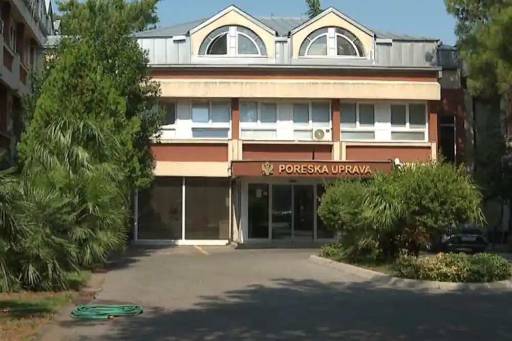 Poreski inspektori od maja izrekli više od dva i po miliona eura novčanih kazni