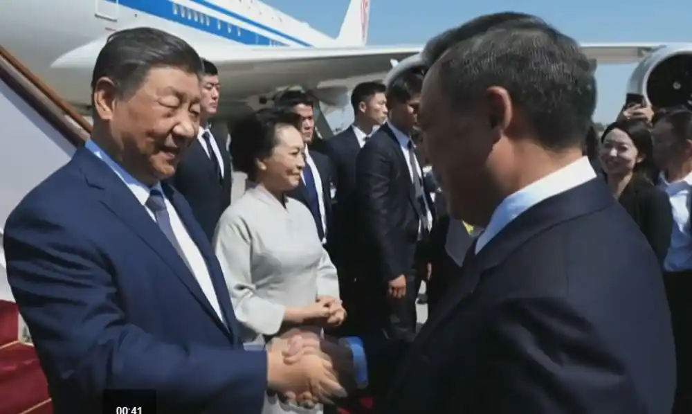 Si Đinping stigao u Biškek: Počinje samit ŠOS-a