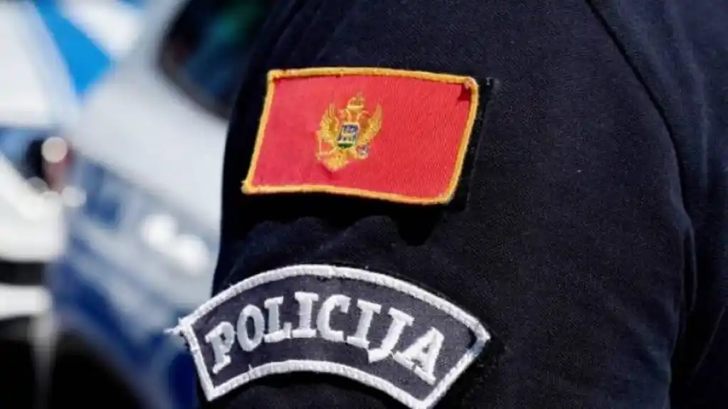 Tivat: Maloljetnik osumnjičen da je ukrao BMW, vozilo vraćeno vlasniku