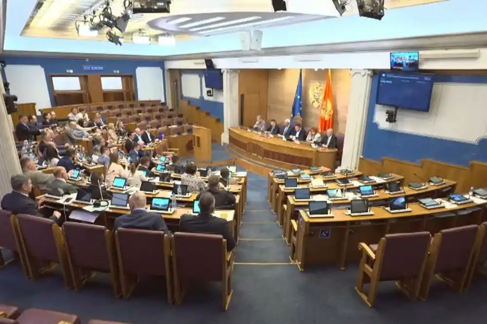 Usvojene izmjene i dopune zakona o državnom tužilaštvu i SDT-u