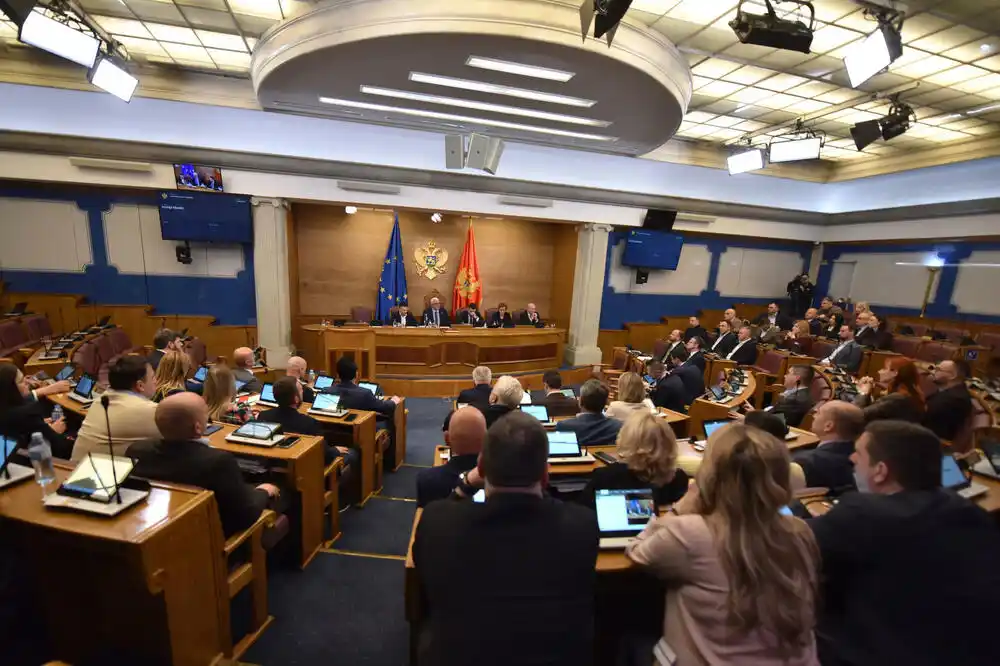 Vlada uputila Skupštini zakon: Oduzimanje imovine stečene kriminalom i prije pravosnažne presude
