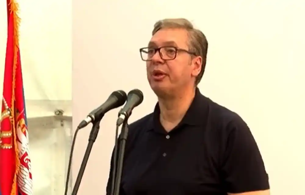 Vučić: Uvijek pružam ruku za dijalog