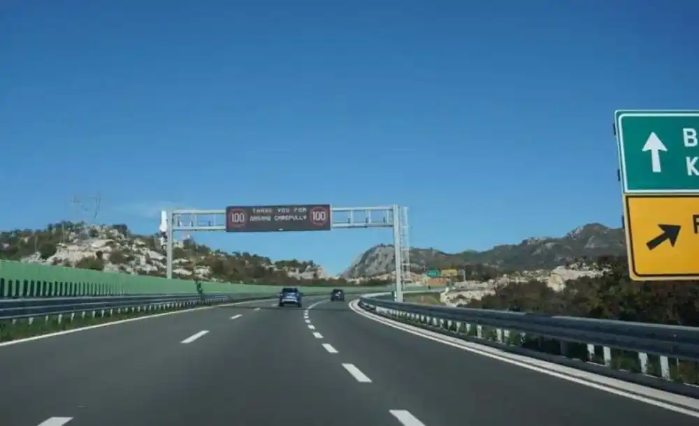 Za šest mjeseci potrošeno 82,5 miliona eura kapitalnog budžeta: Ulaganja porasla 61 odsto, 97 miliona planirano za autoputeve i brze saobraćajnice