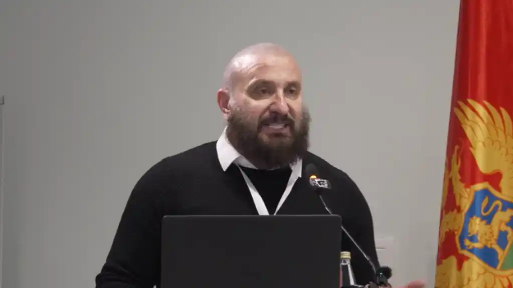 Zeković: Mjesta stradanja i patnje ideoloških žrtava proglasiti kulturnim dobrom