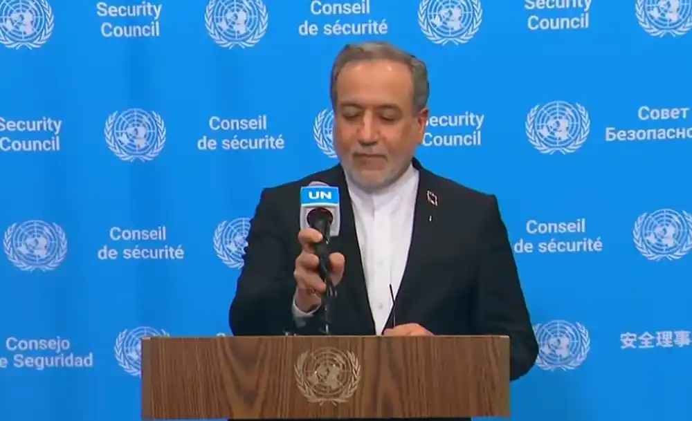 Arakči: Iran insistira na diplomatskom rješenju sukoba